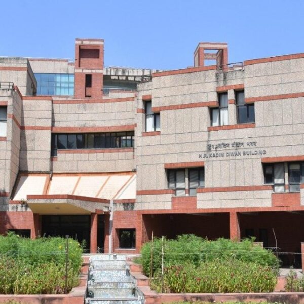 IIT Kanpur Introduces 4 EMasters Programmes For Working Professionals No  GATE Score Required  IIT Kanpur Introduces 4 E-Masters Programmes For  Working Professionals, GATE Score Is Not Required.